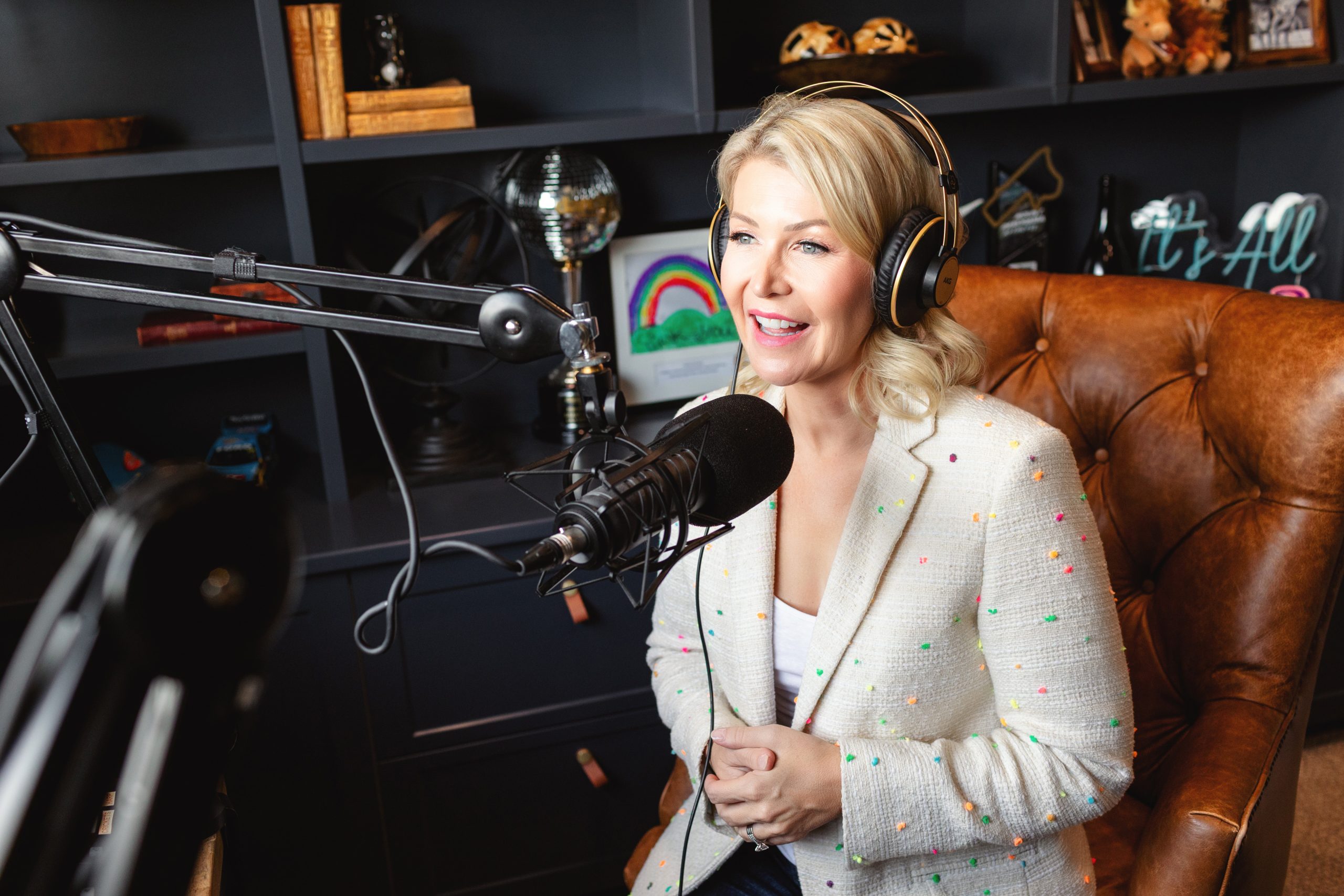Chezzi Denyer recording the It’s All True podcast